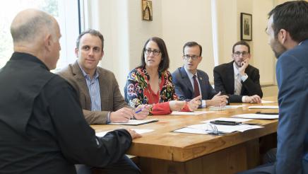 The Legislative Jewish Caucus Meets With Governor Brown