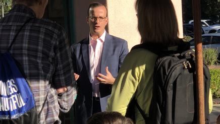 Berman Hosts Community Coffee in Mountain View
