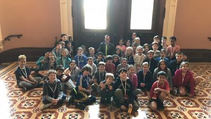 Berman Welcomes Students from the Gideon Hausner Jewish Day School to the Capitol